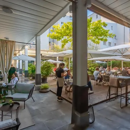 Отель Businesshotel Forum