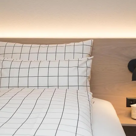 Отель Businesshotel Forum 4*