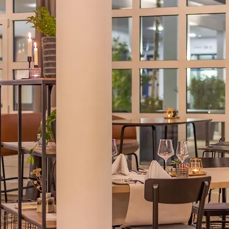 Отель Businesshotel Forum 4*