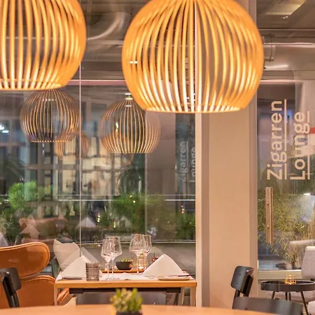 Отель Businesshotel Forum Виднау