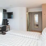 Отель Businesshotel Forum 4*
